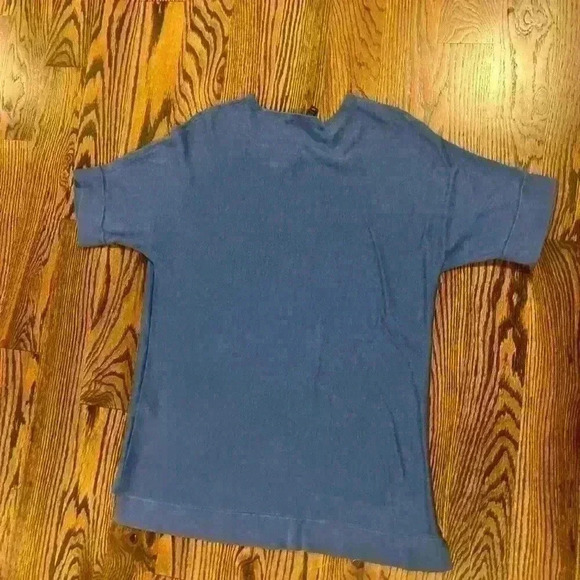 Eileen Fisher blue short sleeve lightweight sweater with split hem size small - Picture 3 of 4